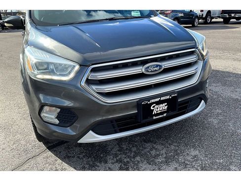 Used 2017 Ford Escape Titanium AWD/4WD image 32