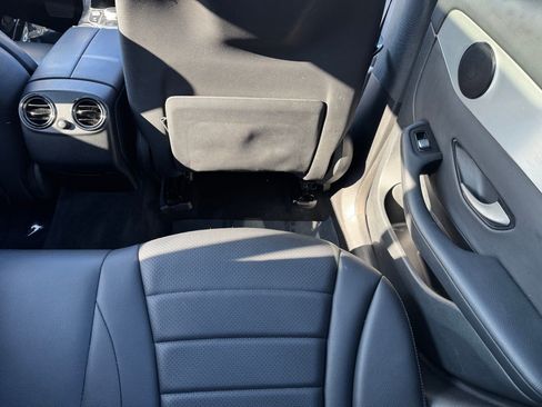 Certified 2019 Mercedes-Benz GLC 300 4MATIC image 24