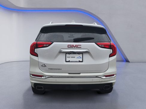 Used 2020 GMC Terrain Denali w/ Denali Premium Package image 4