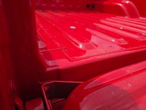 Used 2022 Jeep Gladiator Sport AWD/4WD image 27