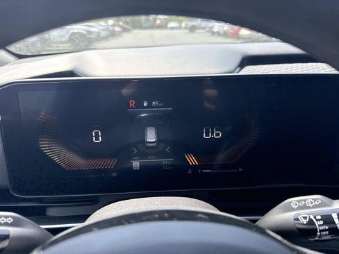New 2026 Kia Carnival LX FWD image 12