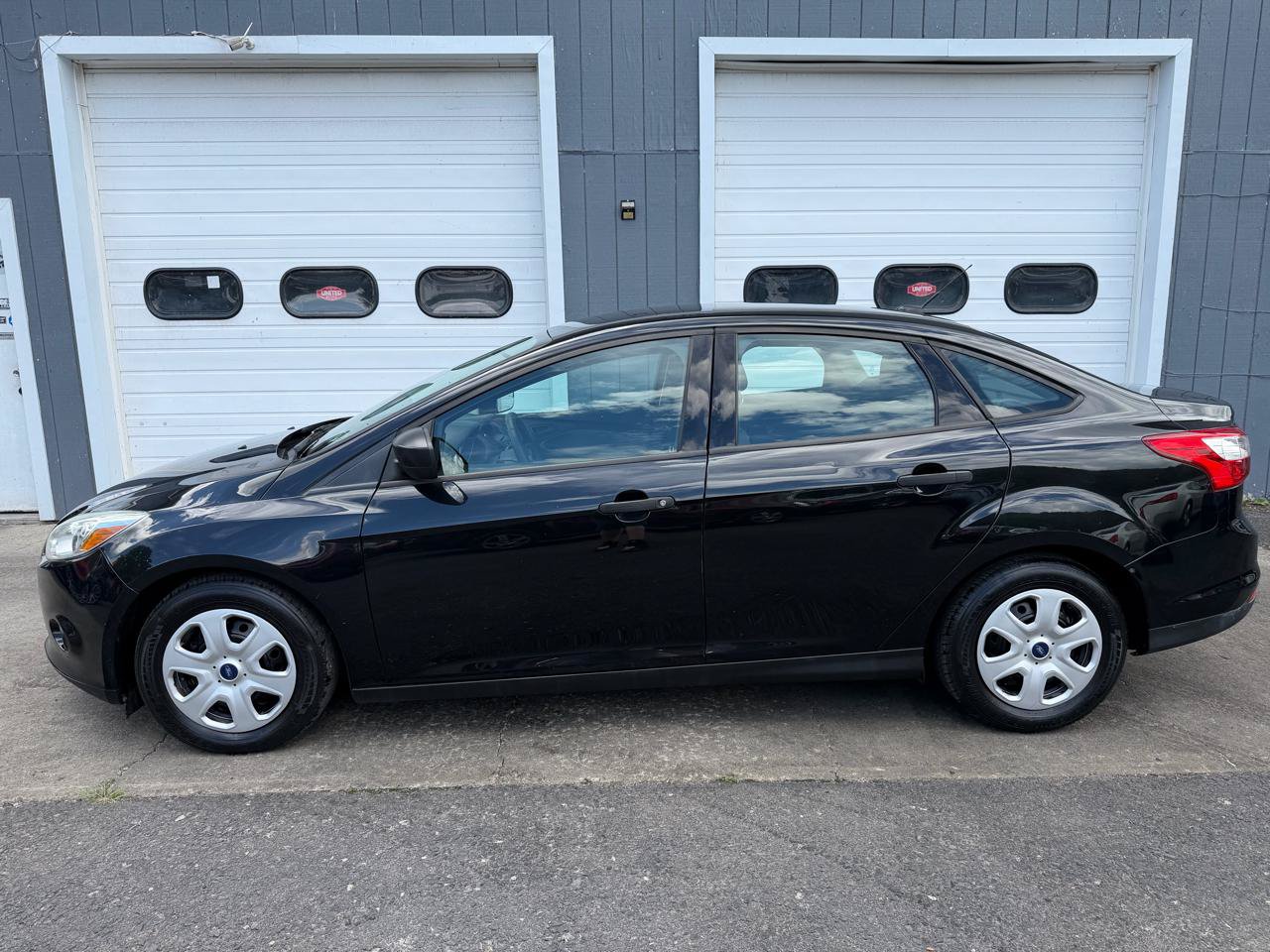 Used 2013 Ford Focus S FWD image 7