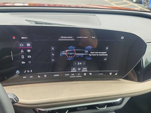 Certified 2025 Audi Q5 Premium Plus w/ Premium Plus AWD/4WD image 7