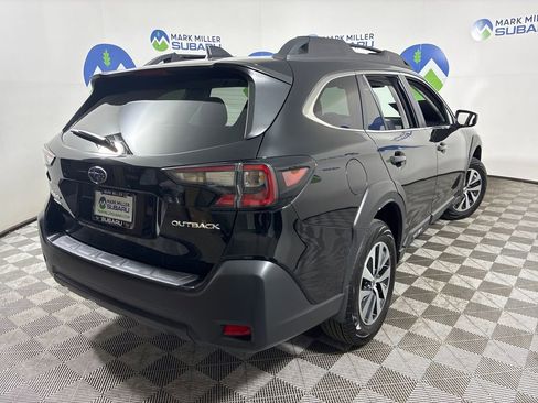 Certified 2025 Subaru Outback Premium AWD/4WD image 11
