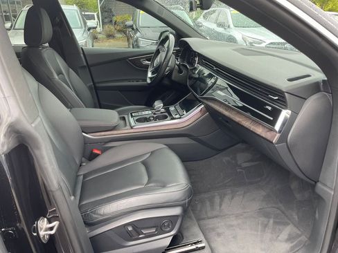 Used 2020 Audi Q8 Premium Plus AWD/4WD image 13