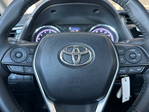 Certified 2018 Toyota Camry SE FWD image 20