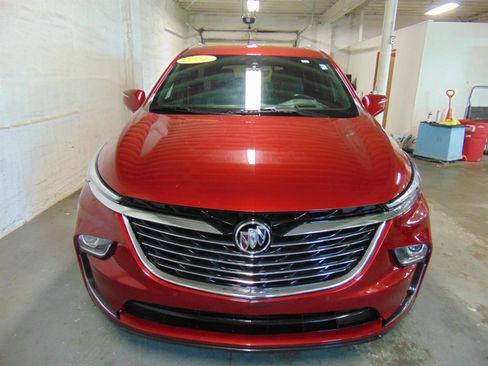 Used 2024 Buick Enclave Premium FWD image 3