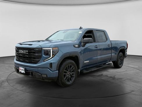Used 2024 GMC Sierra 1500 Elevation w/ LPO, Elevation Black Package AWD/4WD image 4