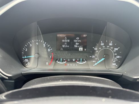 Used 2022 Ford Escape SEL FWD image 11
