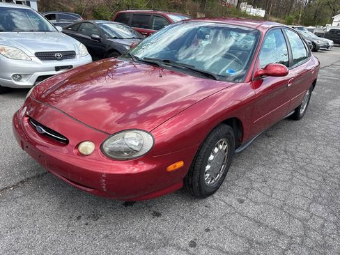 Used 1998 Ford Taurus SE image 2