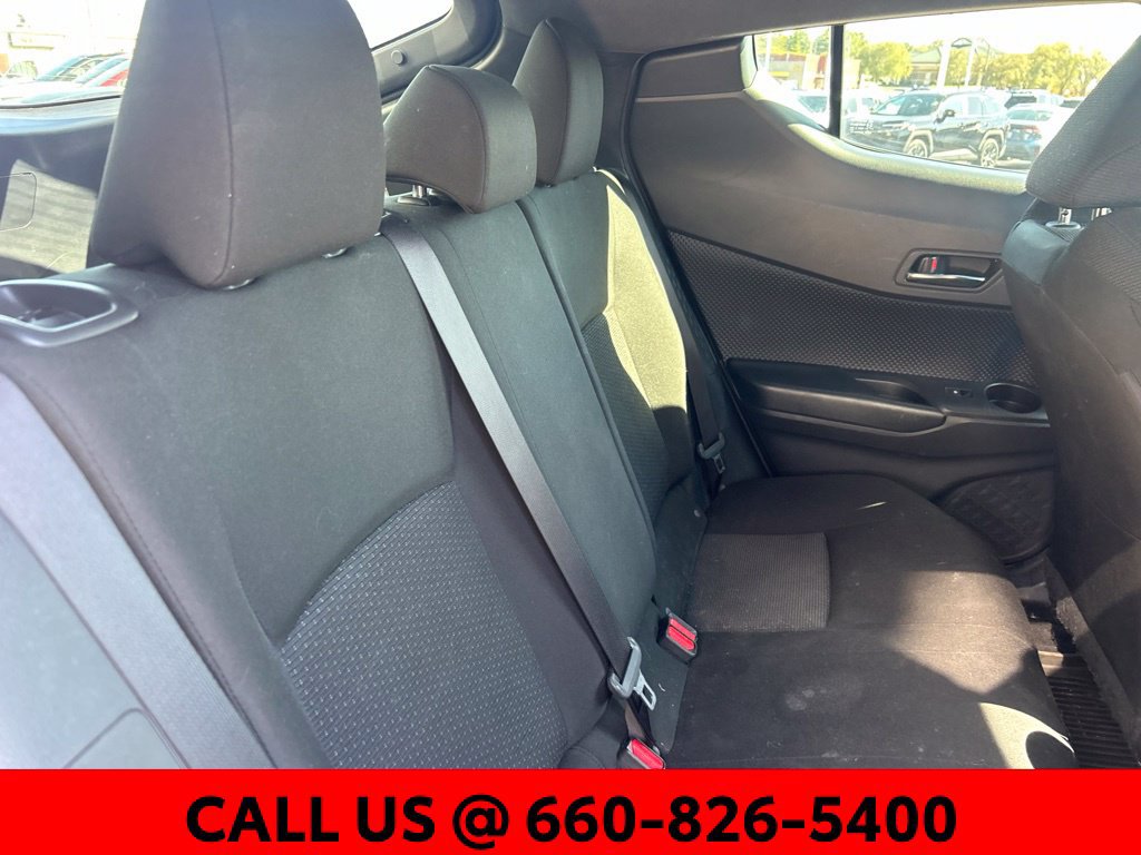 Used 2019 Toyota C-HR LE FWD image 6