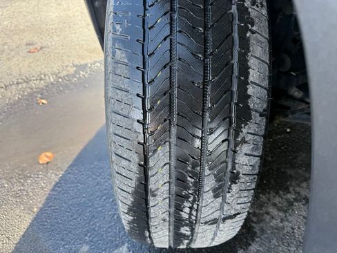 Used 2022 Chevrolet Traverse LT w/ LPO, Floor Liner Package image 11