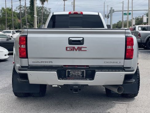 Used 2018 GMC Sierra 3500 Denali w/ Duramax Plus Package AWD/4WD image 18