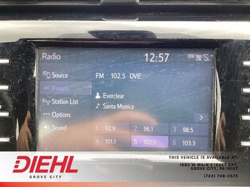 Used 2019 Toyota Camry SE FWD image 21