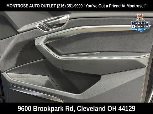 Used 2022 Audi e-tron S Premium Plus image 50