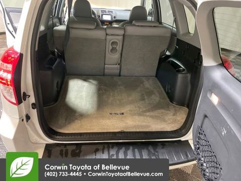 Used 2011 Toyota RAV4 Limited image 22