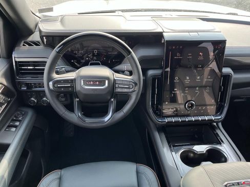 New 2026 GMC Yukon AT4 w/ AT4 Premium Plus Package image 12