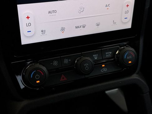 New 2026 Ford Ranger Lariat w/ FX4 Off-Road Package AWD/4WD image 19