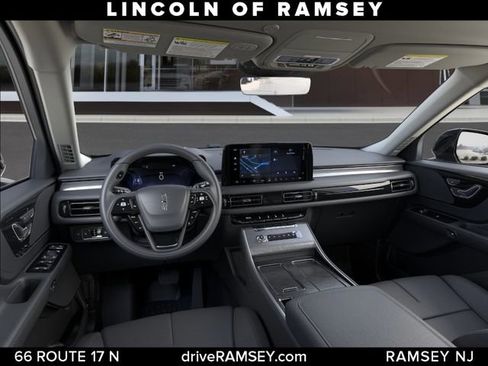 New 2026 Lincoln Aviator AWD image 10