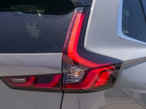 Used 2025 Honda CR-V Sport-L image 10