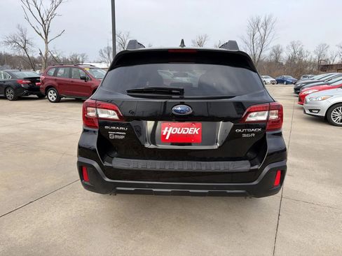 Used 2019 Subaru Outback 3.6R Limited w/ Popular Package #2 image 7