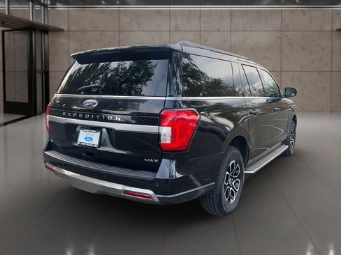 Used 2022 Ford Expedition Max XLT image 8