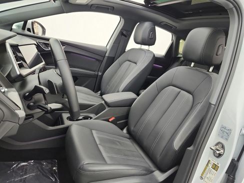Used 2023 Audi Q4 e-tron Premium Plus w/ Premium Plus AWD/4WD image 10
