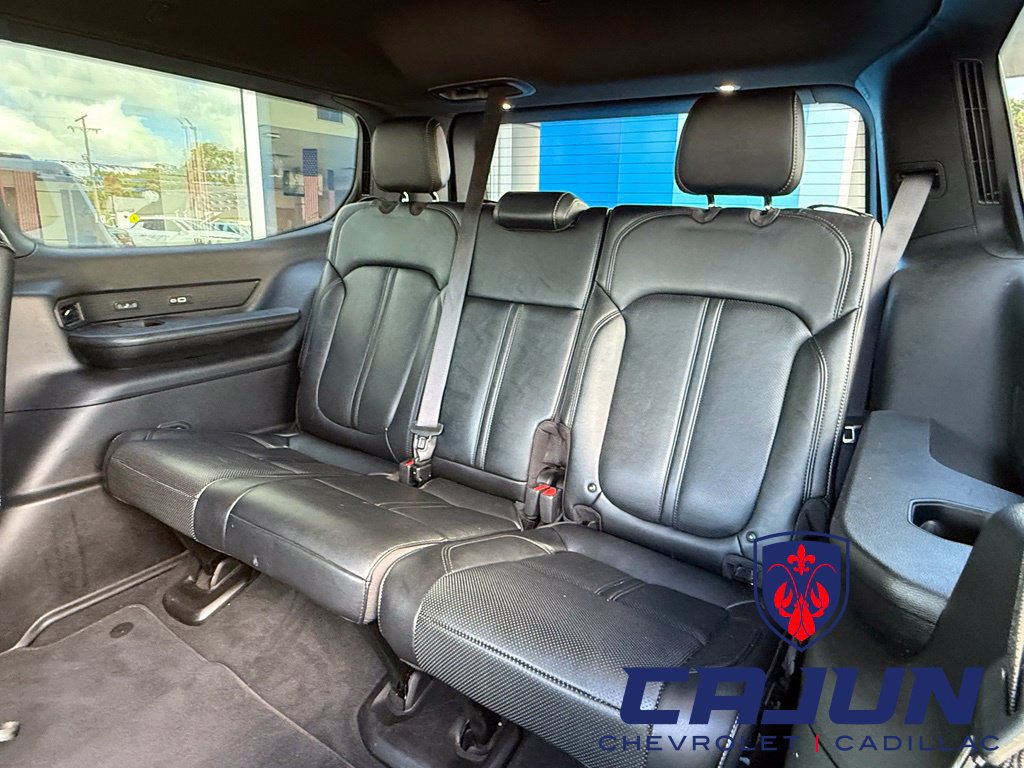 Used 2024 Jeep Wagoneer Series III AWD/4WD image 19