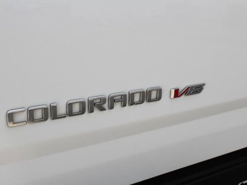 Used 2019 Chevrolet Colorado LT RWD image 9