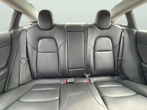 Used 2022 Tesla Model 3 Performance image 26