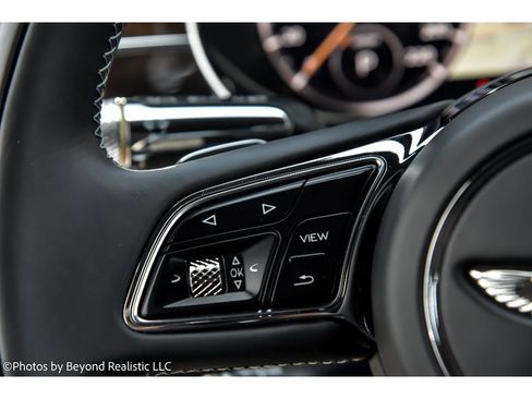 Used 2022 Bentley Continental GT image 23