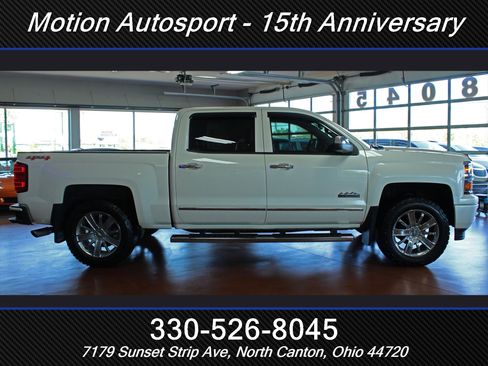 Used 2014 Chevrolet Silverado 1500 High Country w/ High Country Premium Package AWD/4WD image 12