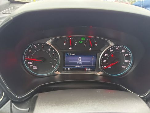 Used 2022 Chevrolet Equinox RS image 9