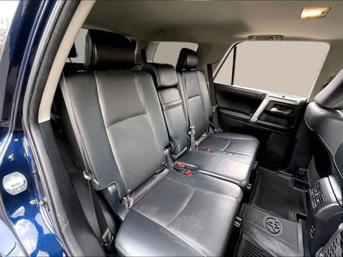 Used 2016 Toyota 4Runner Limited image 17