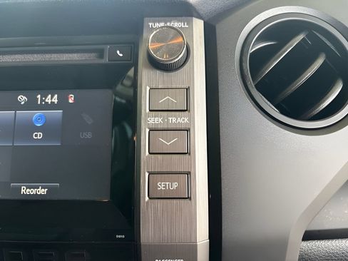 Used 2017 Toyota Tundra SR RWD image 40