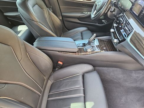 Used 2021 BMW 540i w/ Convenience Package RWD image 12