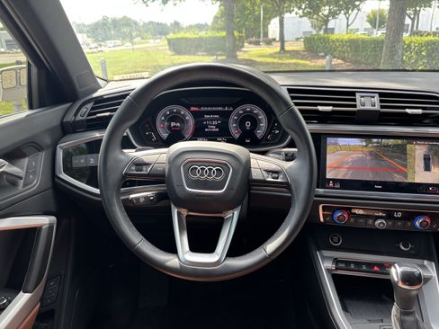 Used 2024 Audi Q3 2.0T Premium Plus w/ Premium Plus Package AWD/4WD image 18