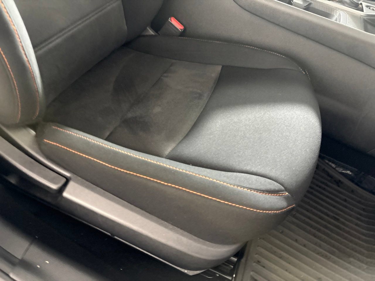 Used 2023 Nissan Sentra SR w/ Electronics Package FWD image 30