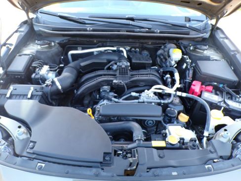 Used 2025 Subaru Outback Onyx Edition AWD/4WD image 31