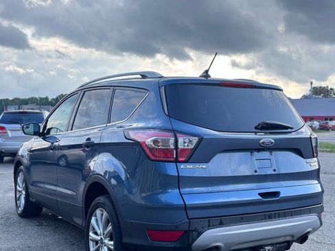 Used 2018 Ford Escape Titanium FWD image 4