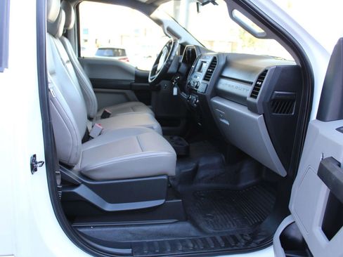 Used 2017 Ford F250 XL w/ Power Equipment Group RWD image 10