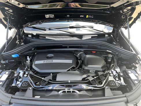 Certified 2025 BMW X1 xDrive28i w/ Convenience Package image 39