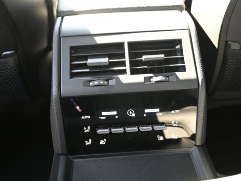 Used 2024 Porsche Panamera 4 image 35