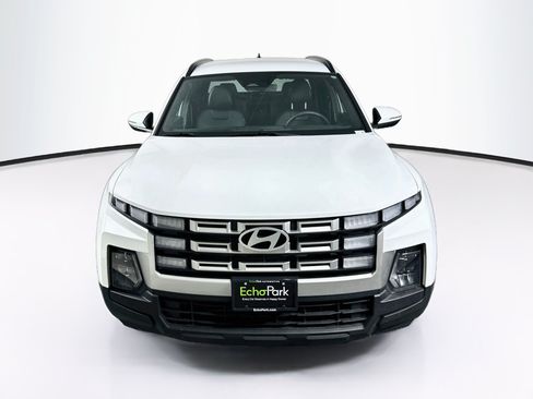 Used 2025 Hyundai Santa Cruz SEL FWD image 2