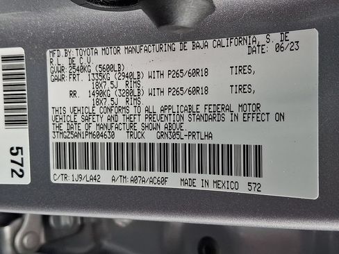 Certified 2023 Toyota Tacoma Limited AWD/4WD image 27