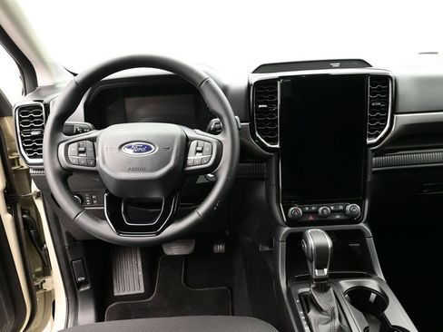 Used 2025 Ford Ranger XLT w/ Equipment Group 301A High image 15