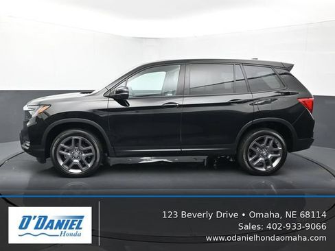 Used 2023 Honda Passport EX-L image 2