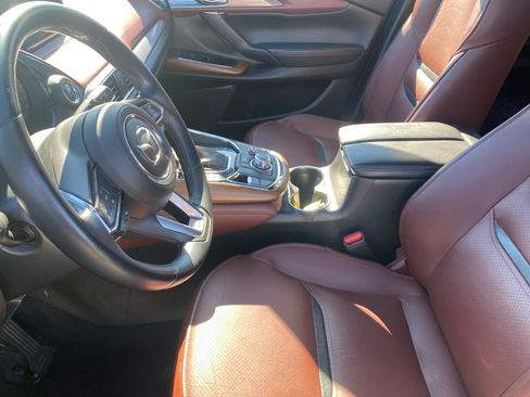 Used 2017 MAZDA CX-9 Signature image 11