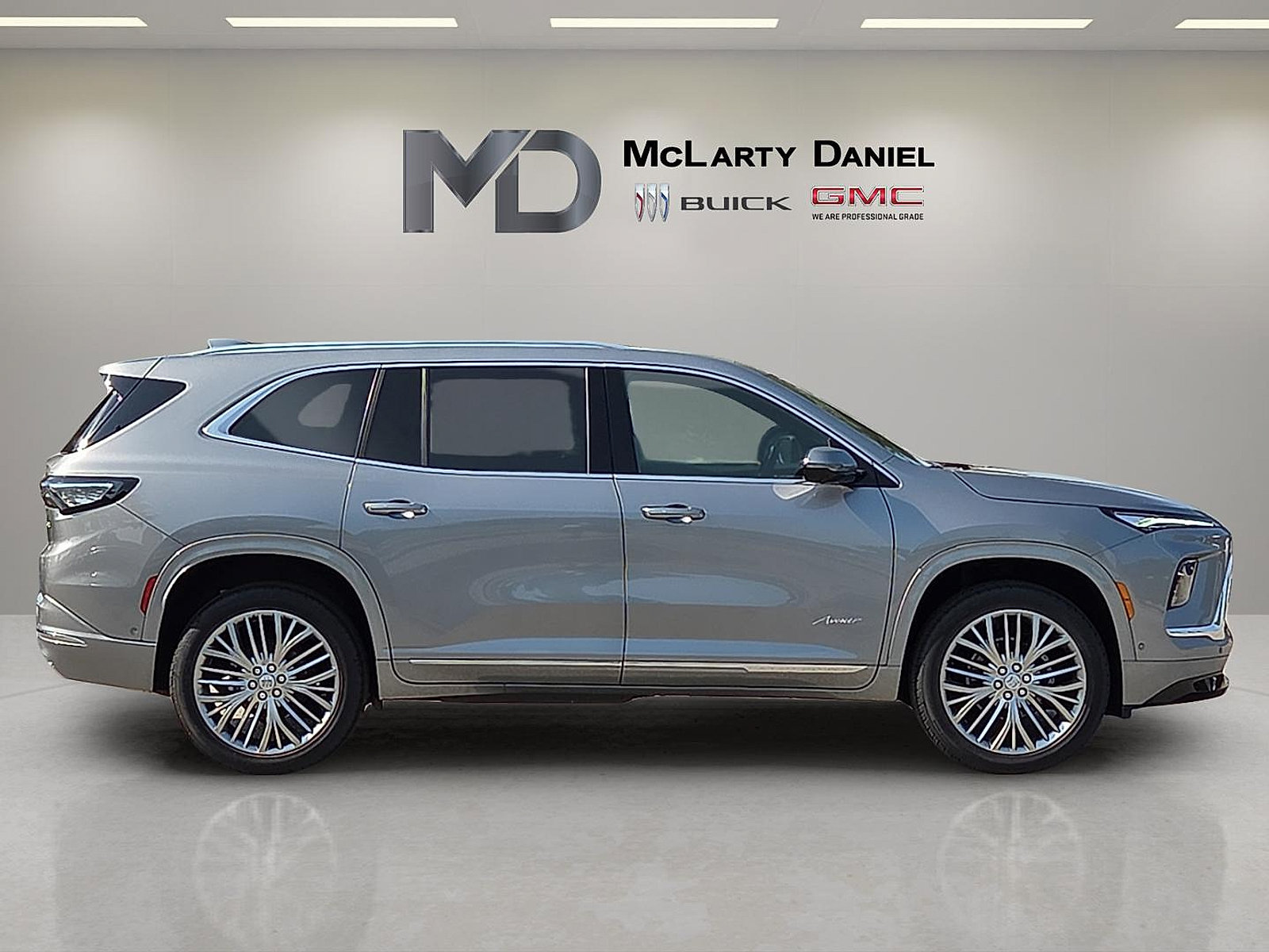 New 2027 Buick Enclave Avenir AWD/4WD image 6