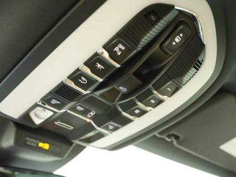 New 2026 Porsche Macan S AWD/4WD image 37